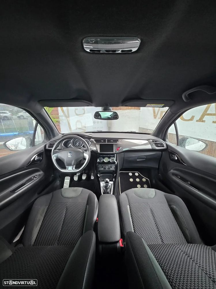 Citroën DS3 1.2 PureTech Be Chic - 14