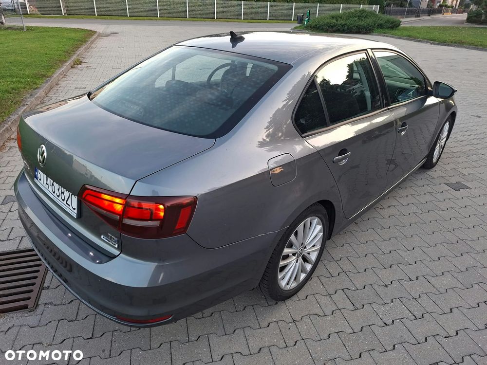 Volkswagen Jetta 2.0 TDI DPF BMT Comfortline - 3