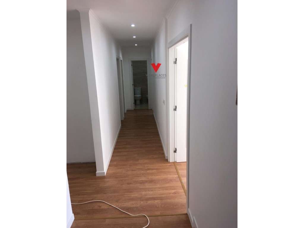 Arrendamento de apartamento T3 em Almada - Grande imagem: 5/11