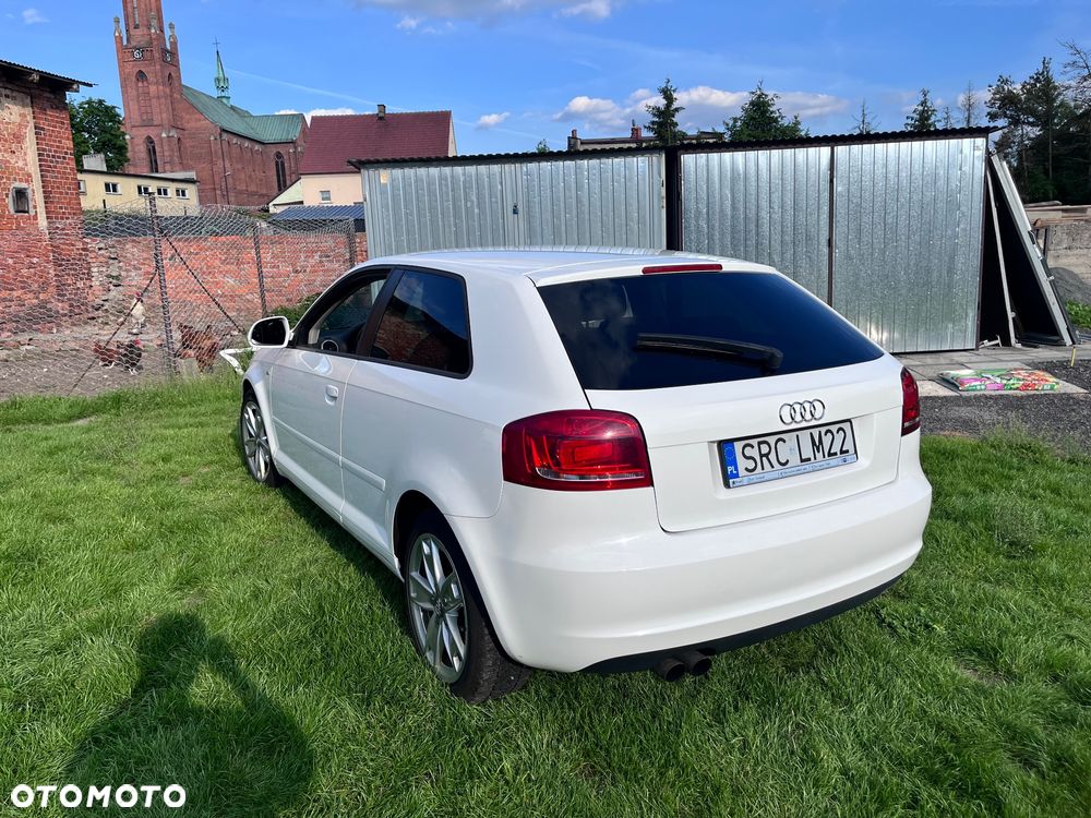 Audi A3 3-drzwiowe 2.0 TDI DPF Ambiente - 5