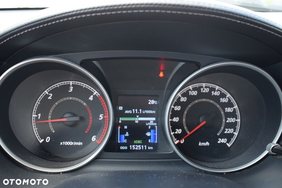 Mitsubishi Outlander 2.2 DID Intense EU5 - 15