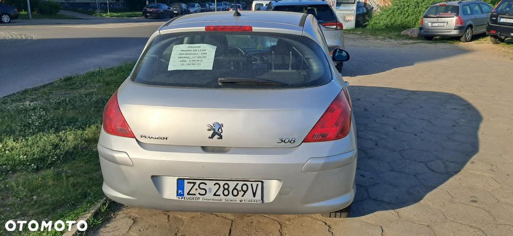 Peugeot 308 - 4