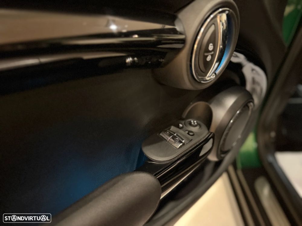MINI 3 Portas Cooper SE XL - 31