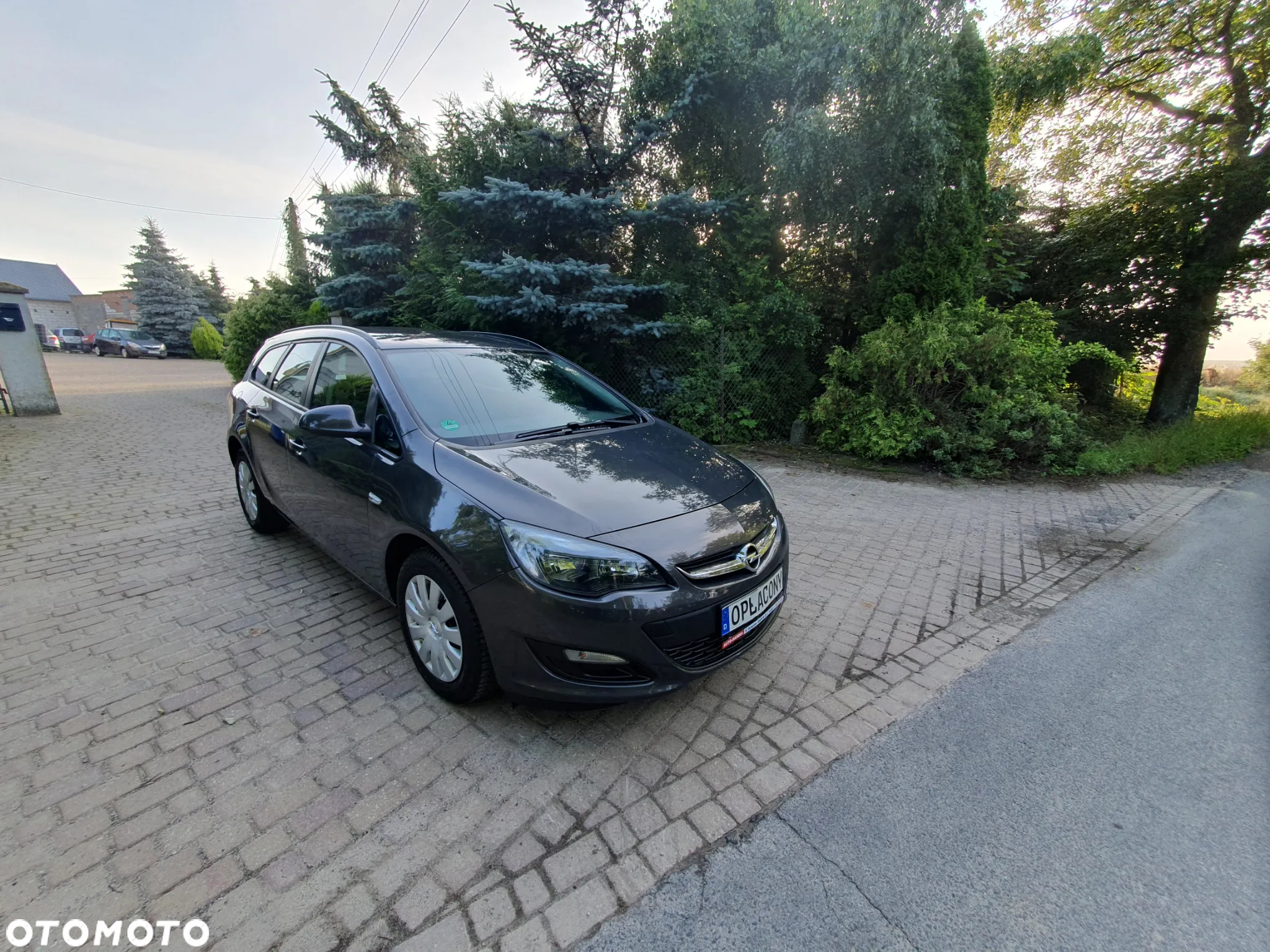 Opel Astra 1.6 Innovation - 2