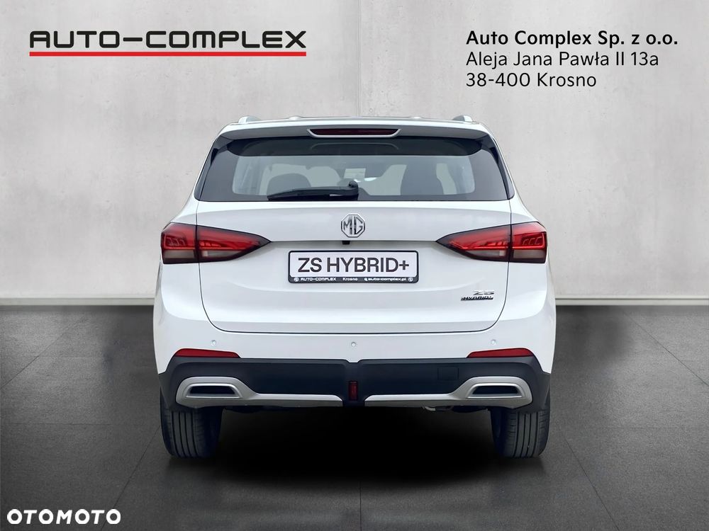 MG ZS Hybrid+ - 4