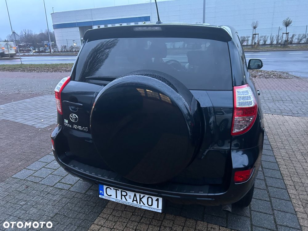 Toyota RAV4 2.2 D-CAT Premium - 2