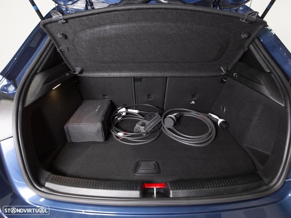 Mercedes-Benz A 250 e Style Plus - 12