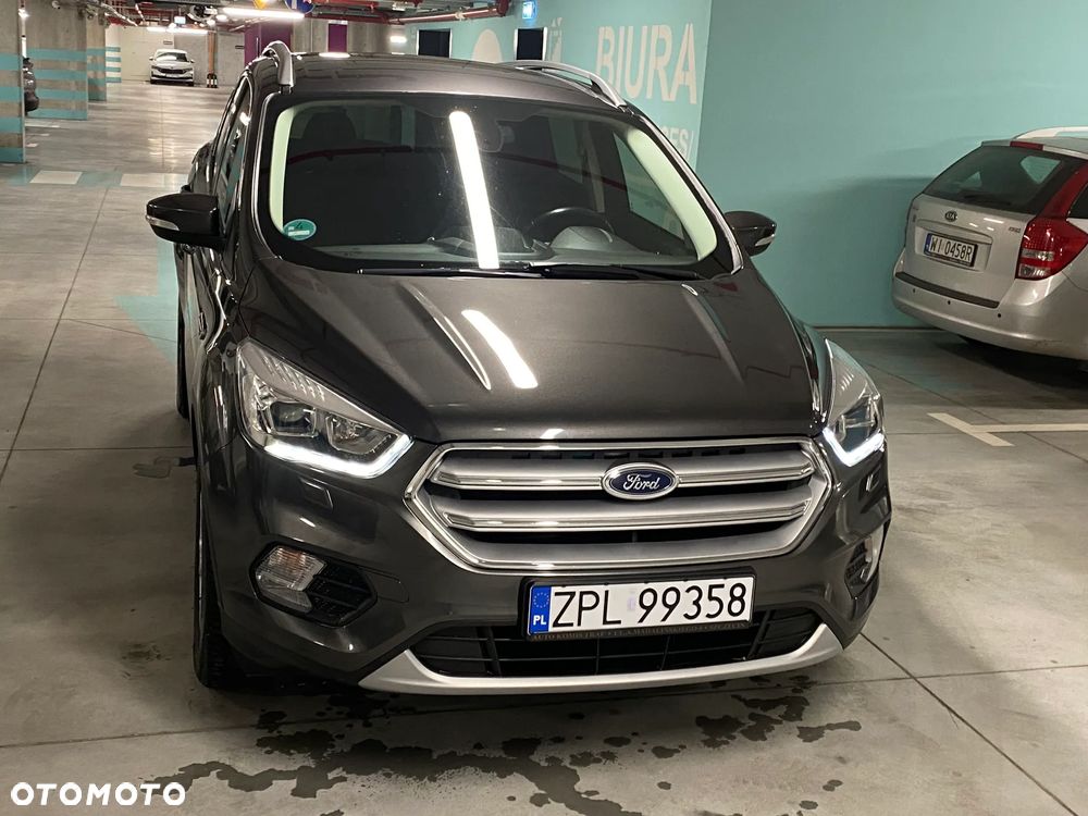 Ford Kuga 1.5 EcoBoost 2x4 Titanium - 2