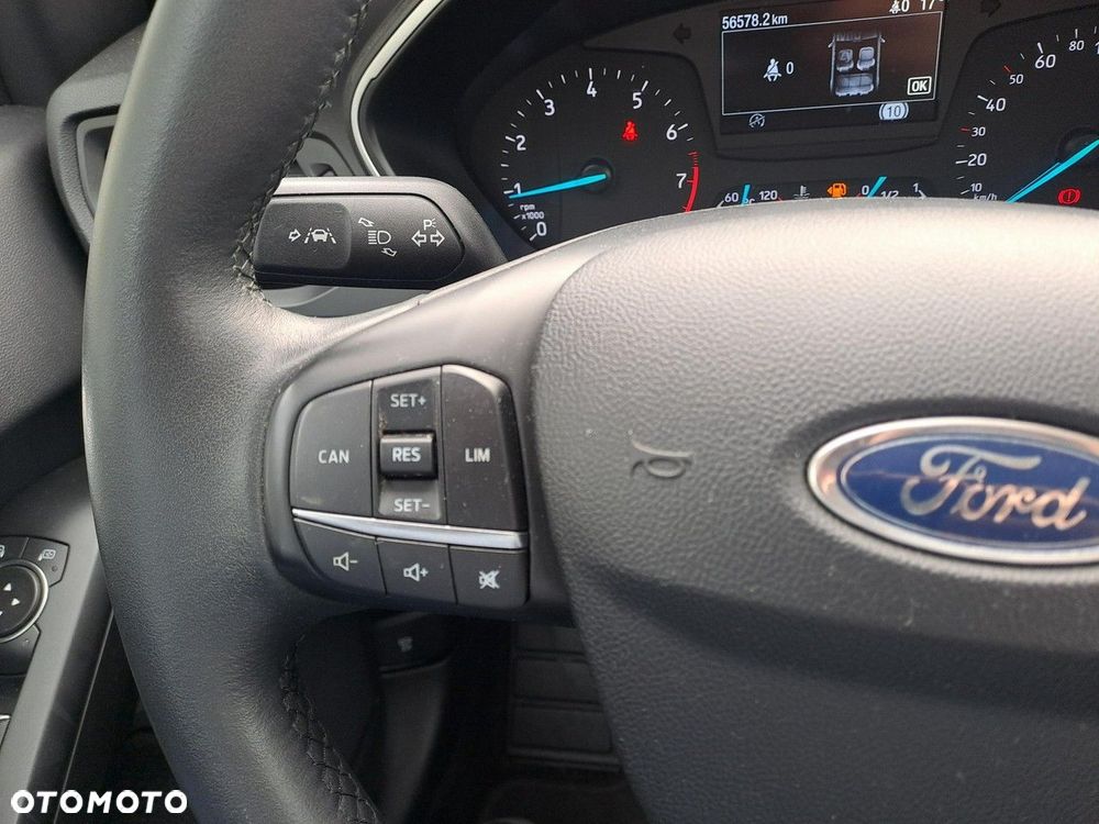 Ford Focus - 9