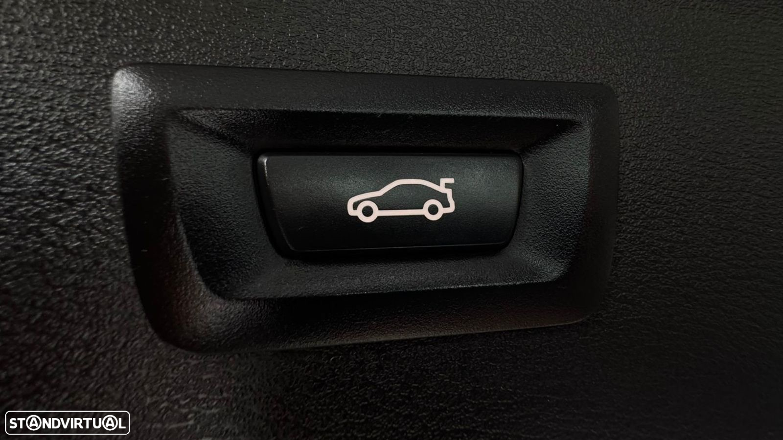 BMW X1 16 d sDrive Advantage Auto - 11