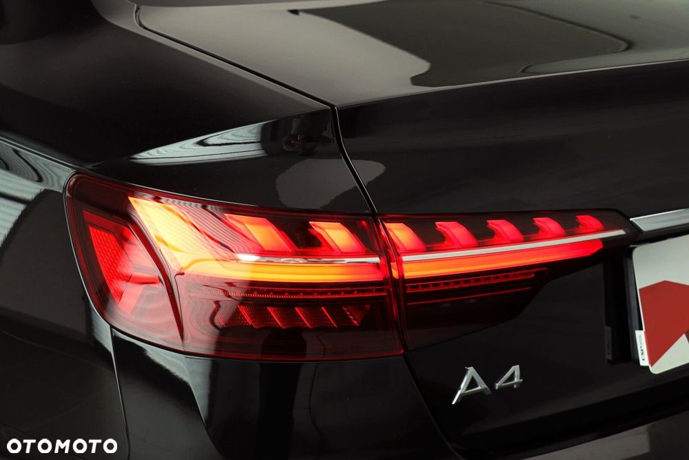 Audi A4 Limousine - 4