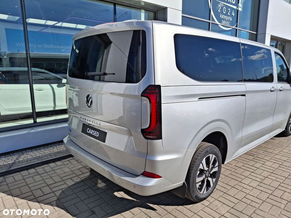 Volkswagen Caravelle - 32