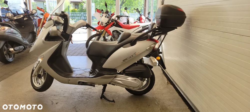 Kymco Dink - 12