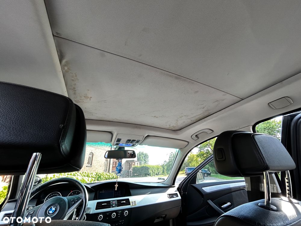 BMW Seria 5 530d xDrive - 32
