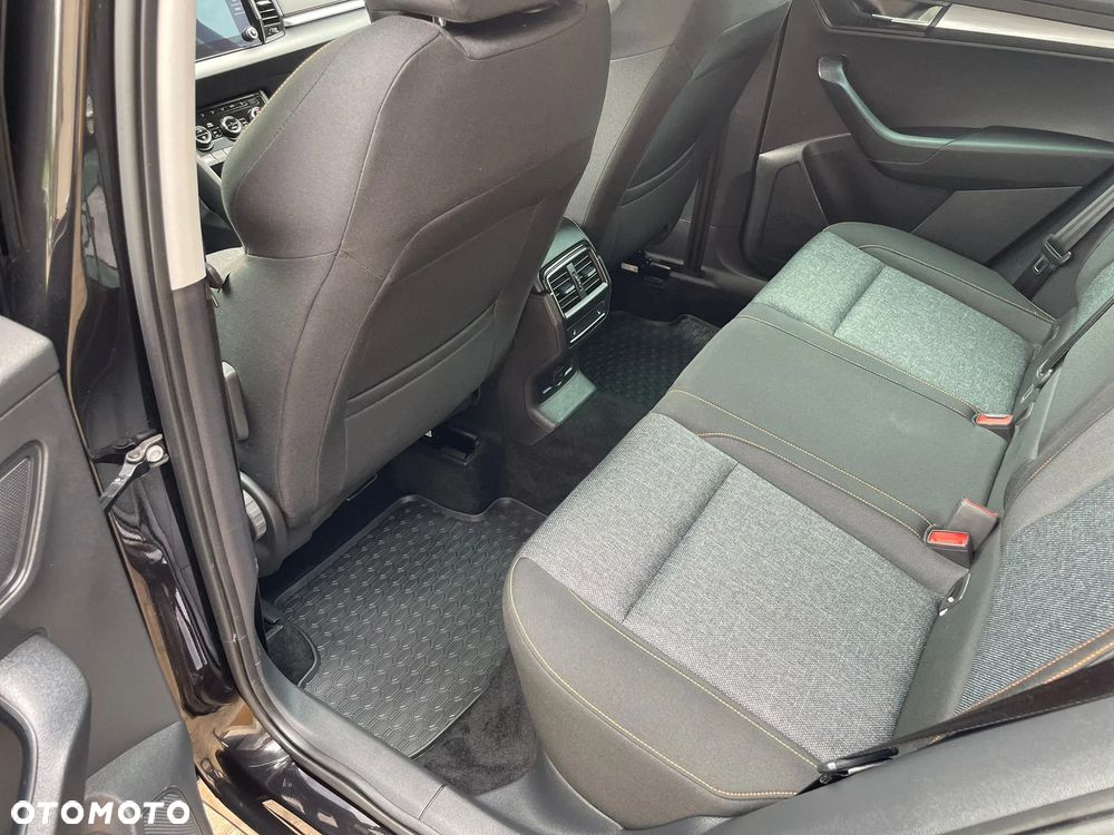 Skoda Karoq 1.5 TSI ACT DSG Clever - 10