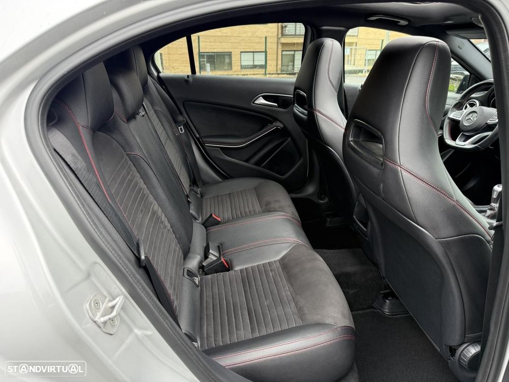 Mercedes-Benz A 180 d AMG Line - 11