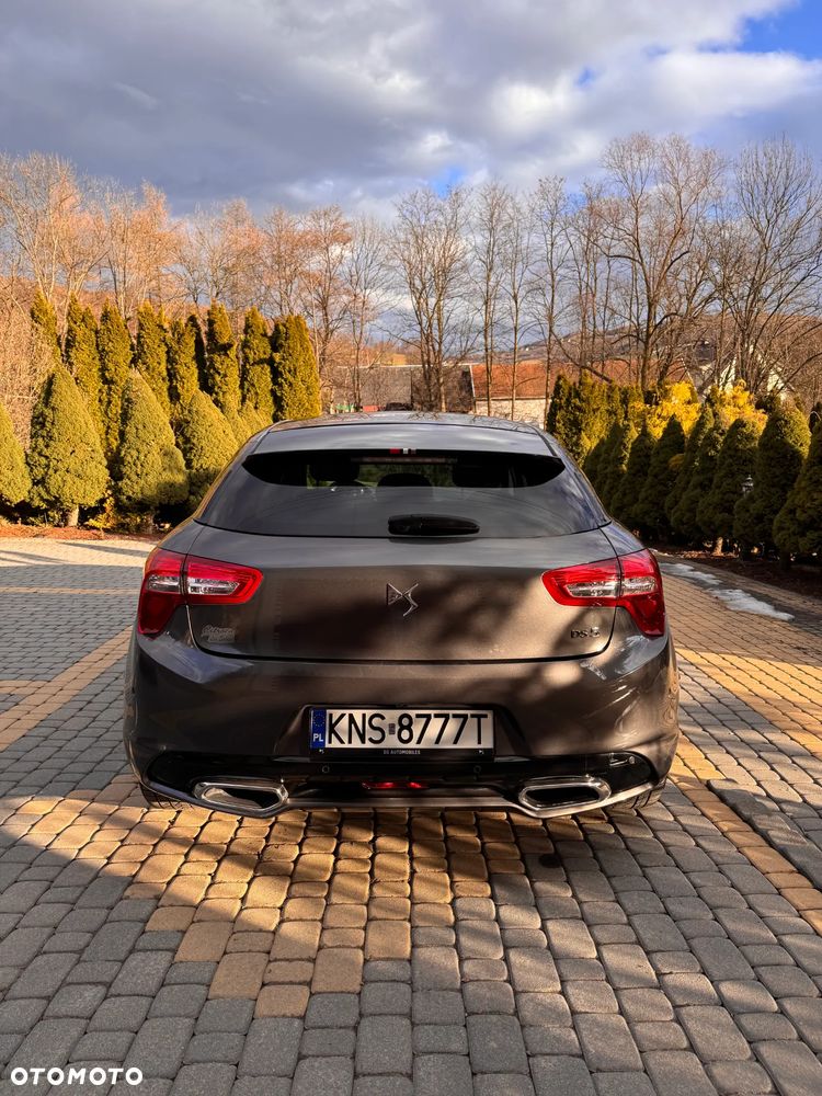 DS Automobiles DS 5 - 12