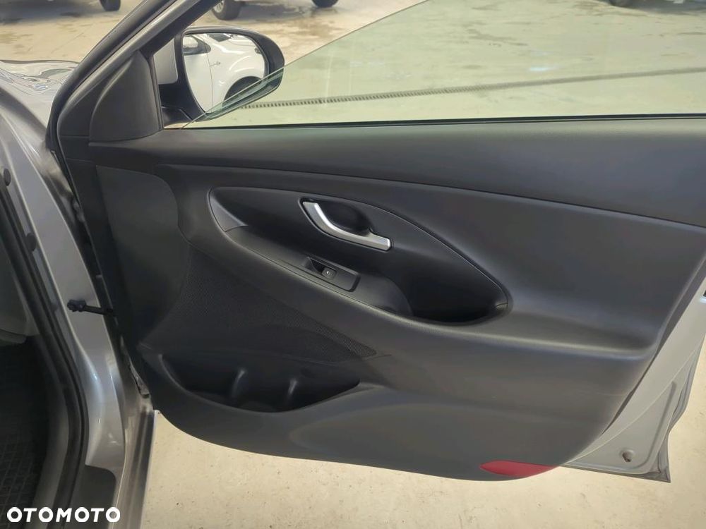Hyundai i30 1.0 T-GDI Classic + - 19