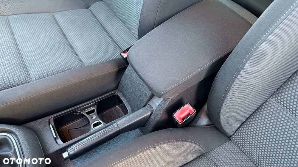 Volkswagen Golf 1.4 TSI Highline - 12