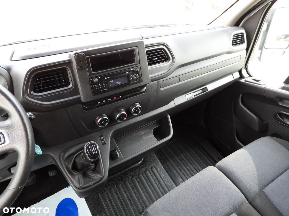 Renault MASTER PLANDEKA 10 PALET WEBASTO TEMPOMAT LEDY PNEUMATYKA KLIMATYZACJA  165KM - 33