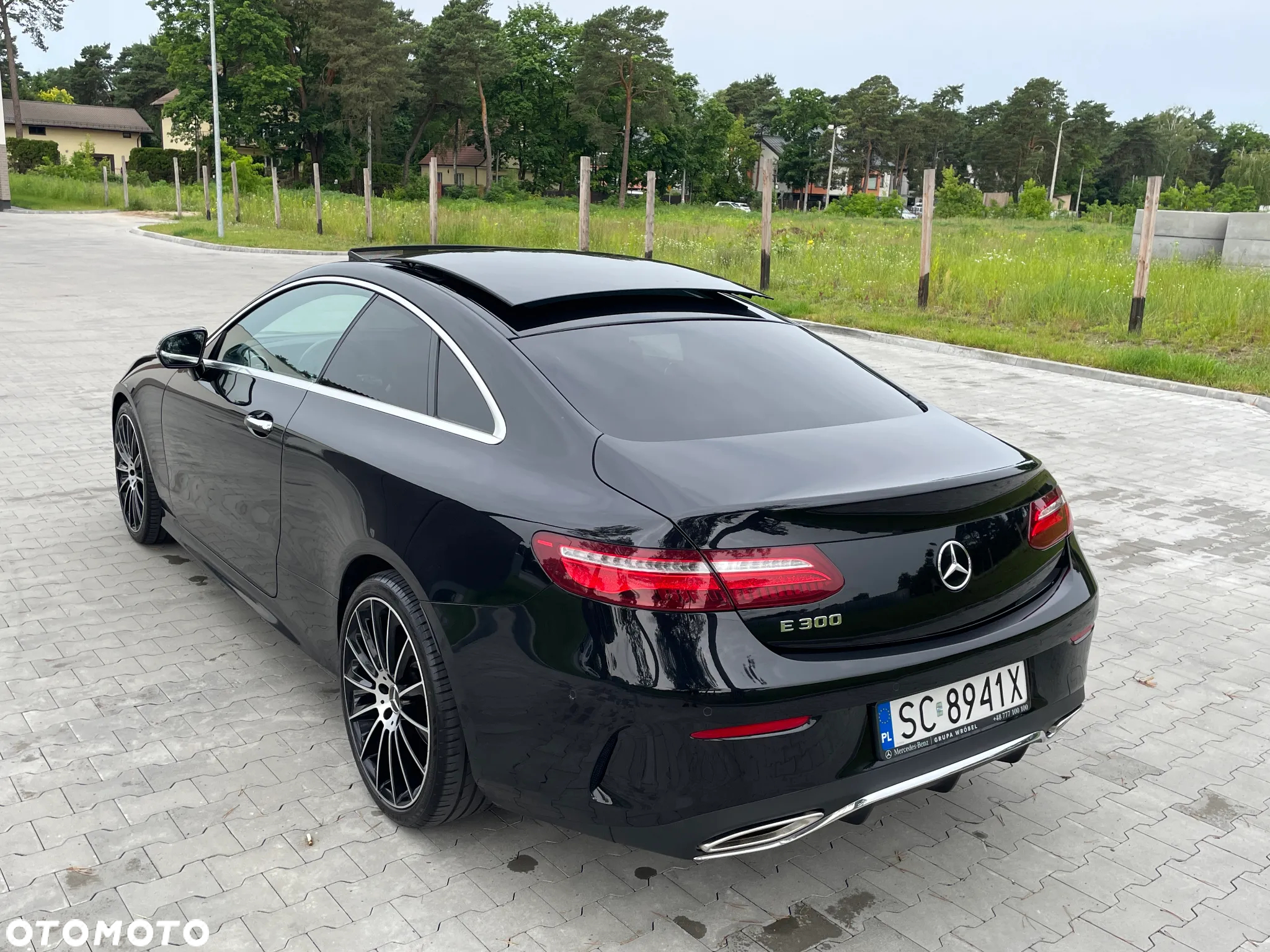 Mercedes-Benz Klasa E 300 Coupe 9G-TRONIC - 18