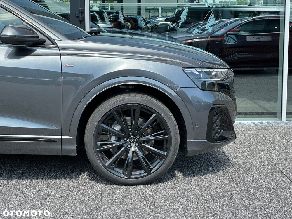 Audi Q8 - 6