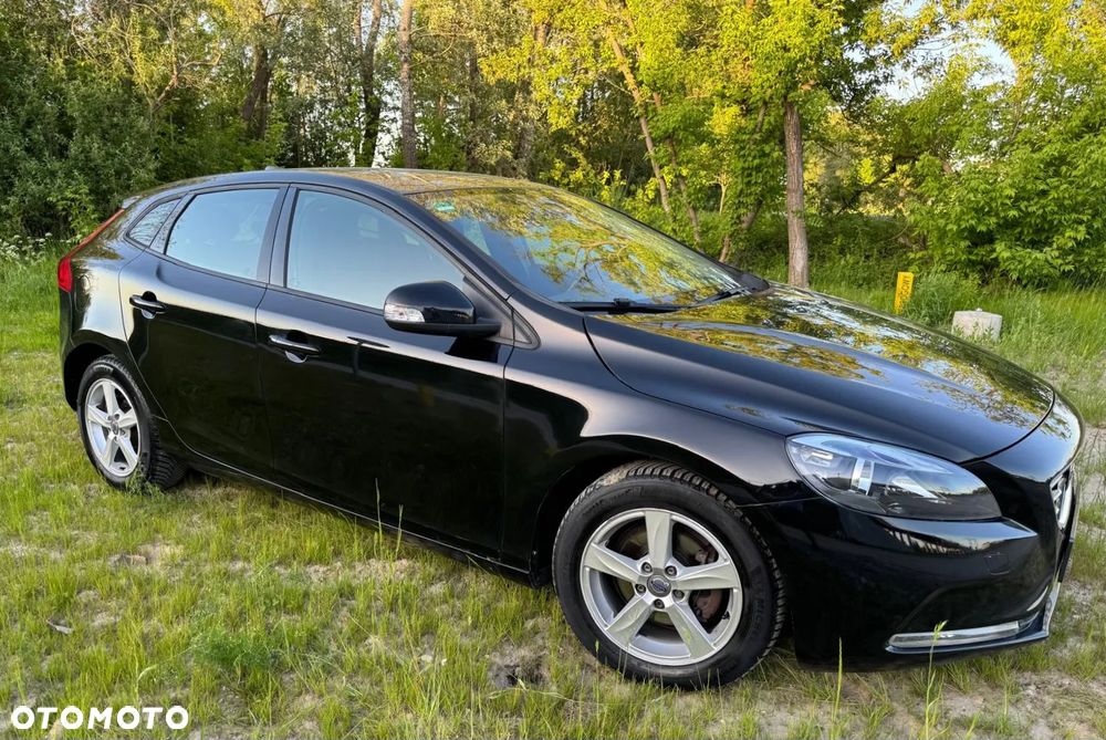 Volvo V40 D2 Momentum - 35