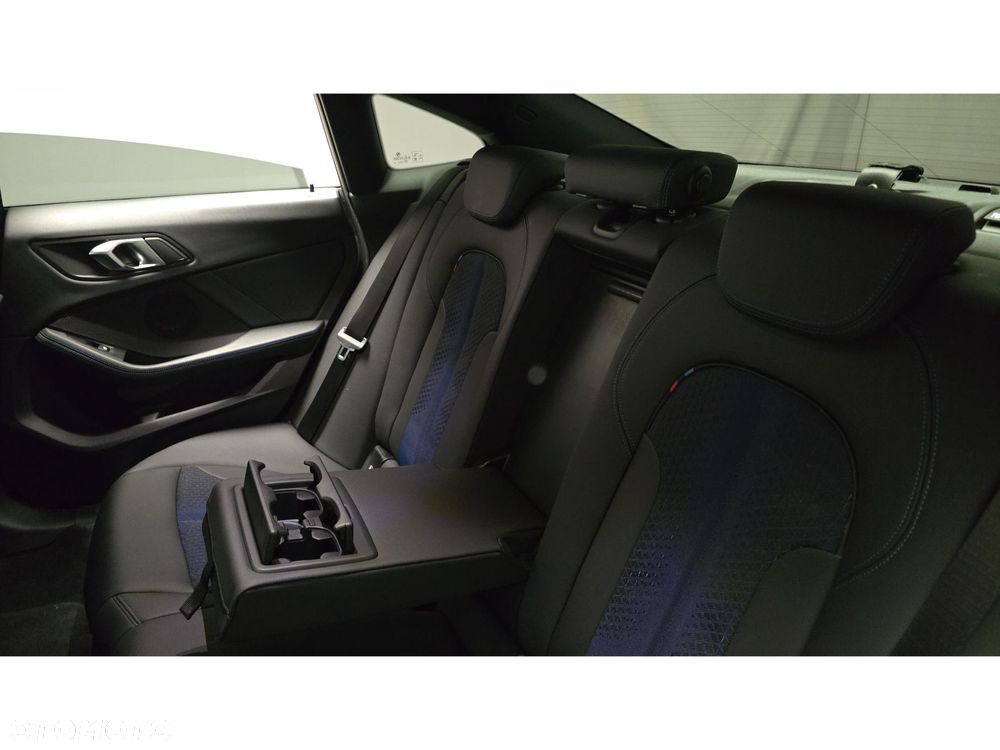 BMW Seria 2 218i M Sport - 23