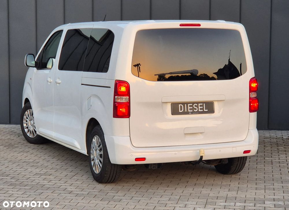 Toyota Proace Verso 2.0 D4-D Long Family - 4
