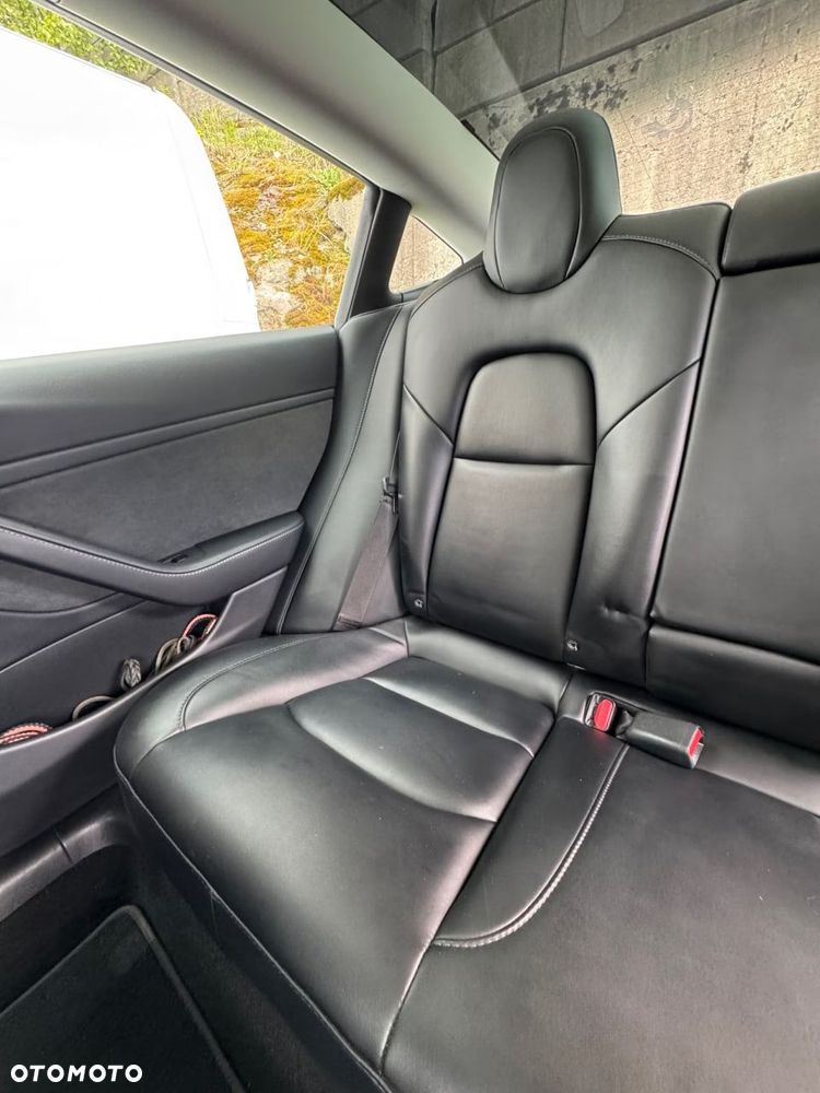 Tesla Model 3 Premium Langstreckenbatterie AWD Dual Motor - 14