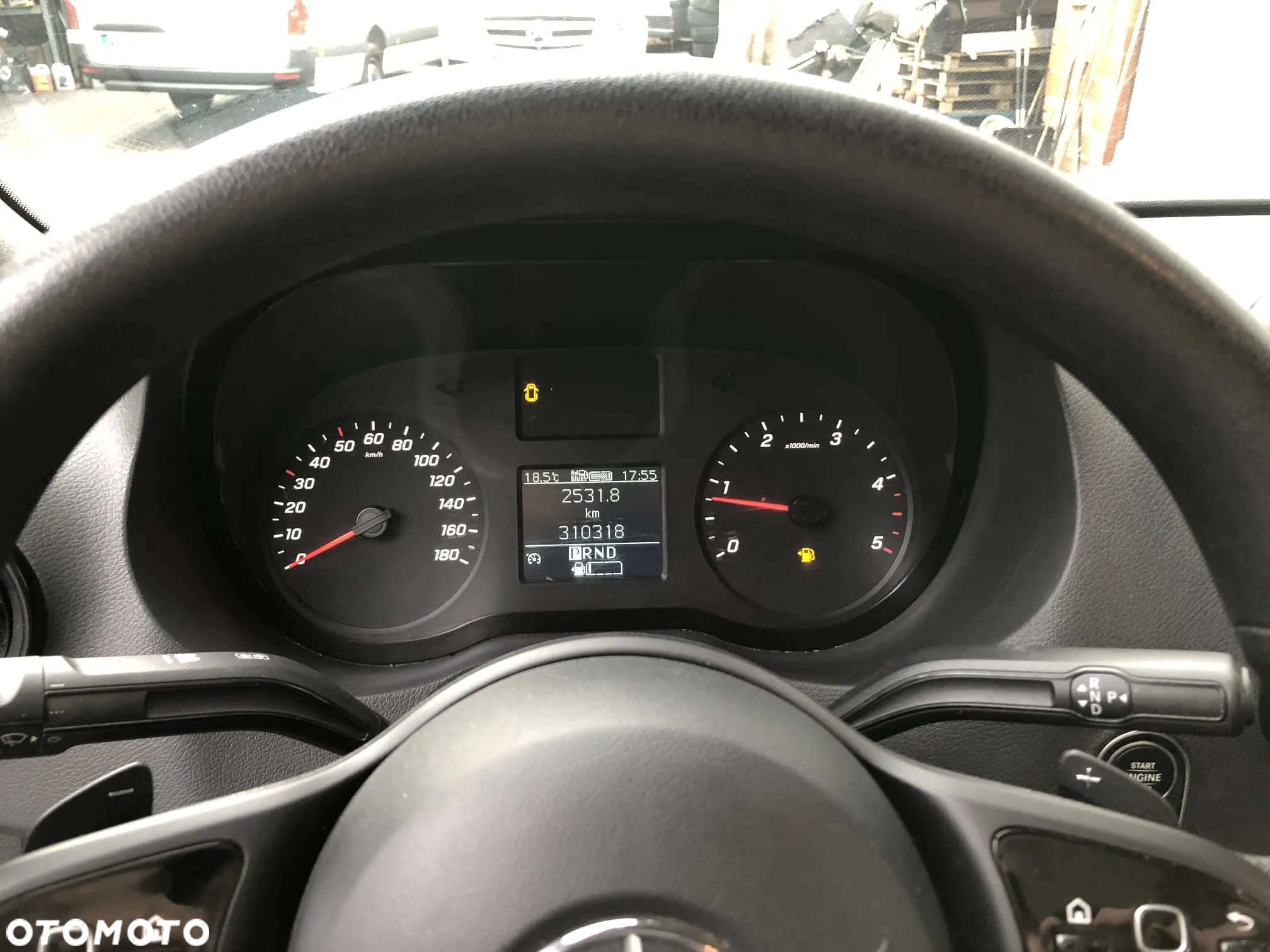 Mercedes-Benz Sprinter 317 - 18
