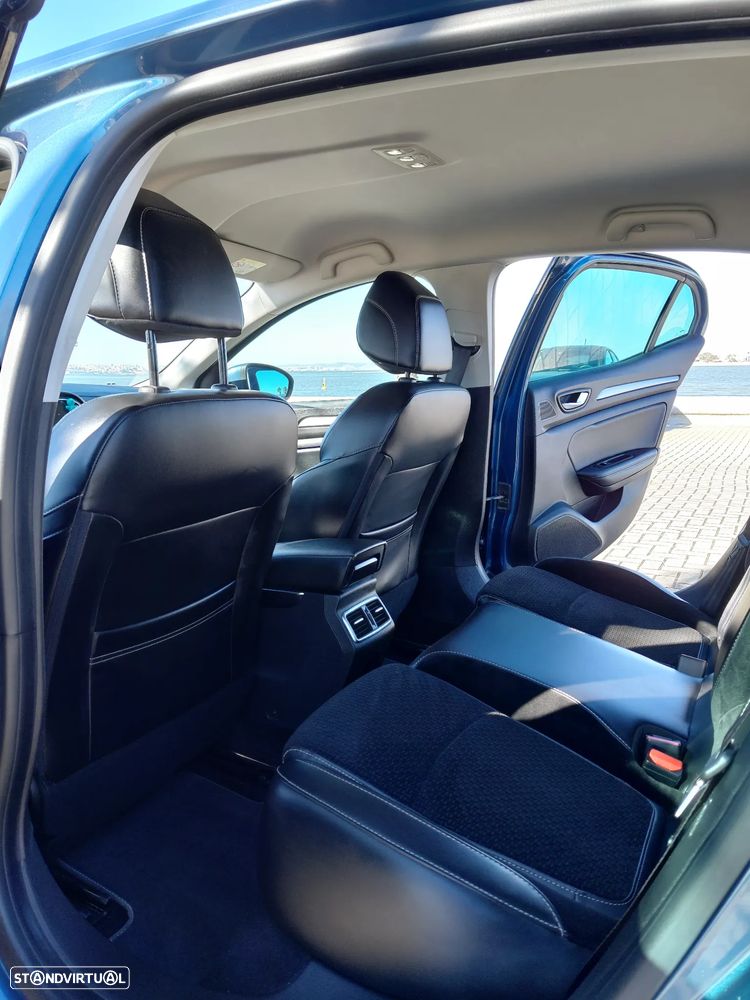 Renault Mégane 1.5 dCi Intens - 8