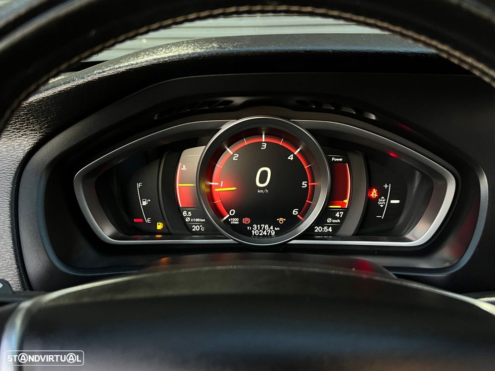 Volvo V40 2.0 D2 R-Design - 26