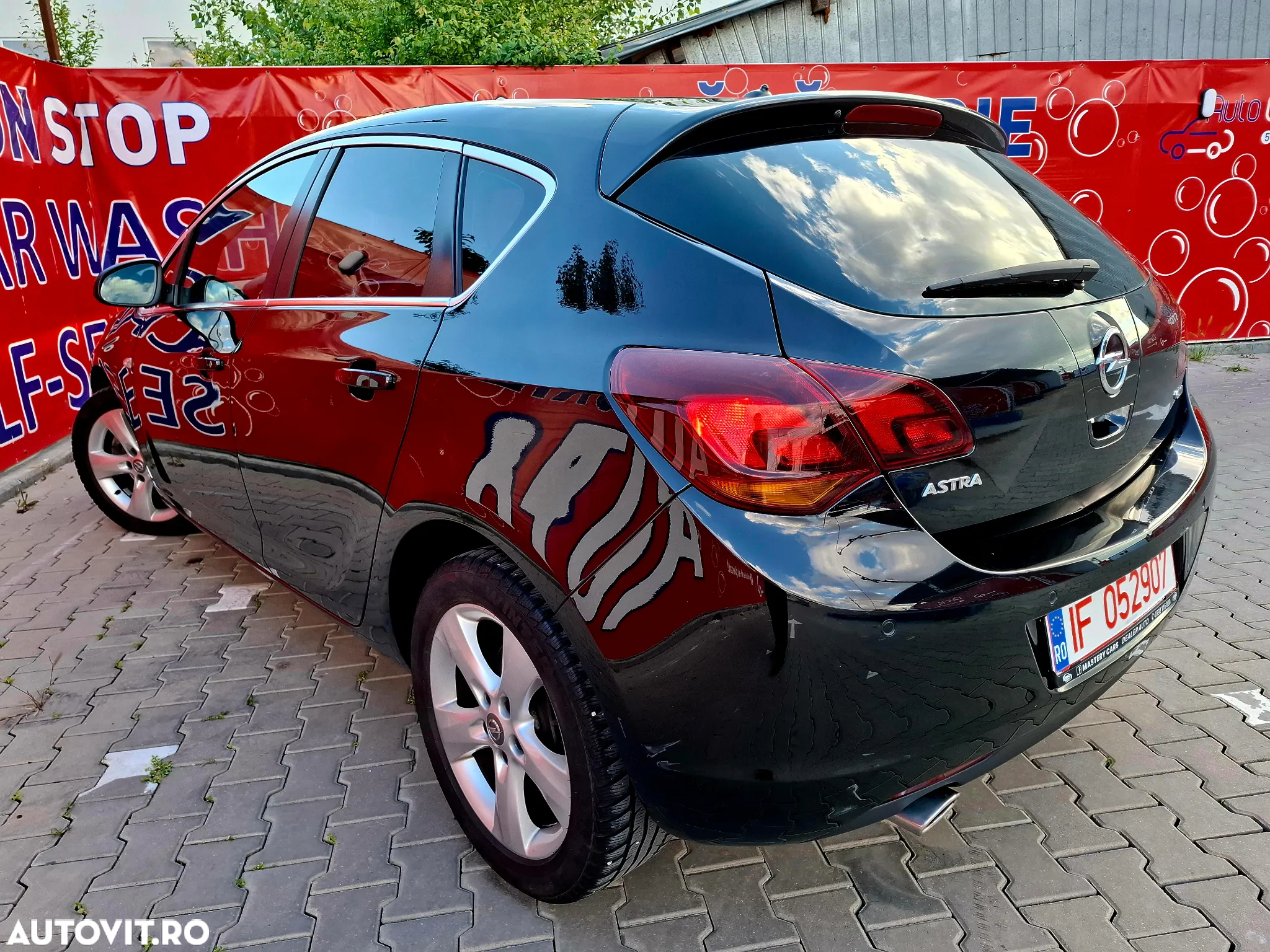 Opel Astra 2.0 CDTI Cosmo - 4
