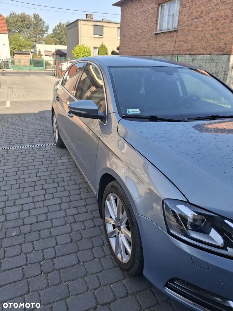Volkswagen Passat 2.0 TDI Highline DSG - 3