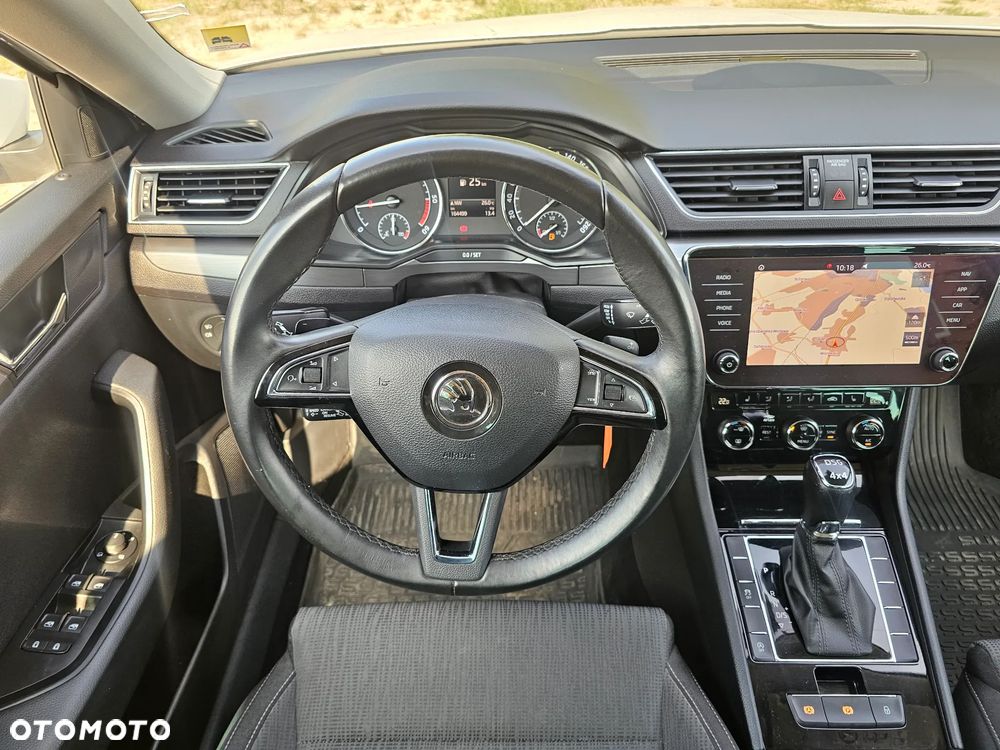 Skoda Superb 2.0 TDI SCR 4x4 Ambition DSG - 11