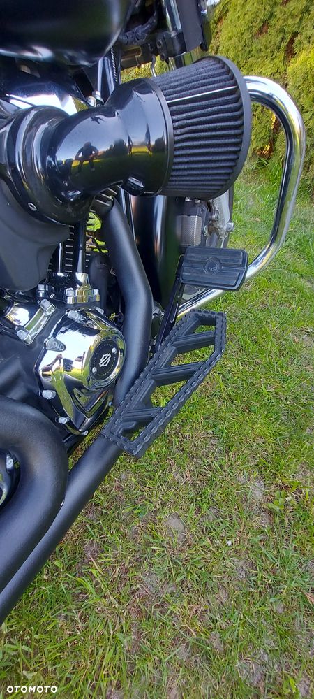 Harley-Davidson Touring Street Glide - 5