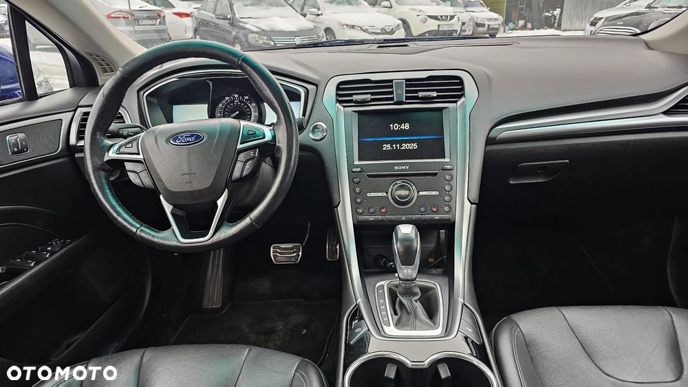 Ford Fusion 2.0 EcoBoost Titanium - 14