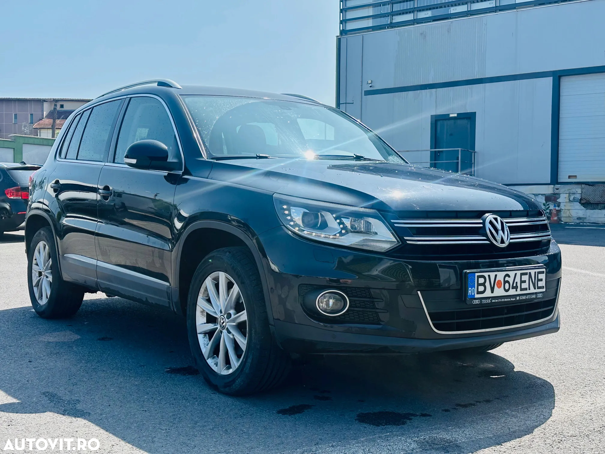Volkswagen Tiguan - 27