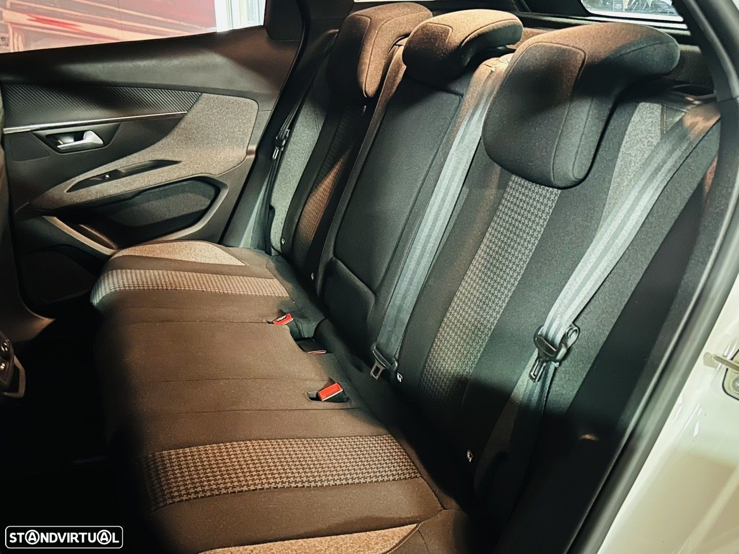 Peugeot 3008 1.2 PureTech Active Pack - 7