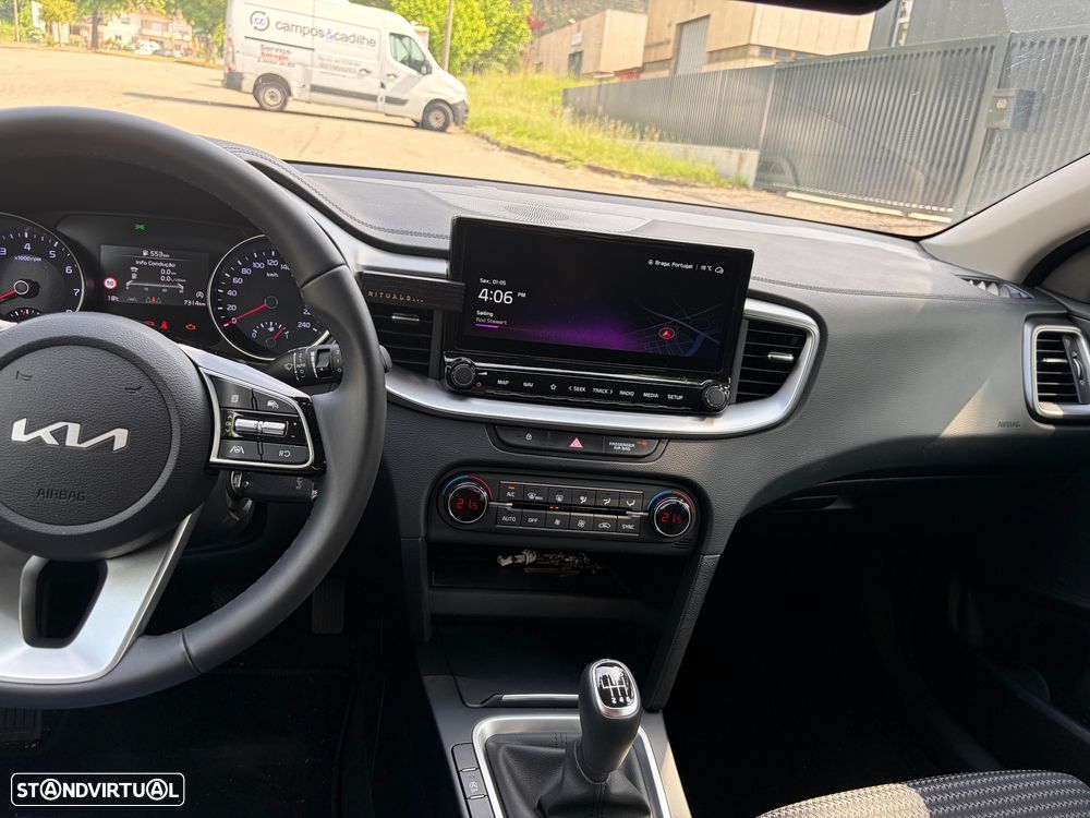 Kia XCeed 1.5 T-GDI Sport - 18