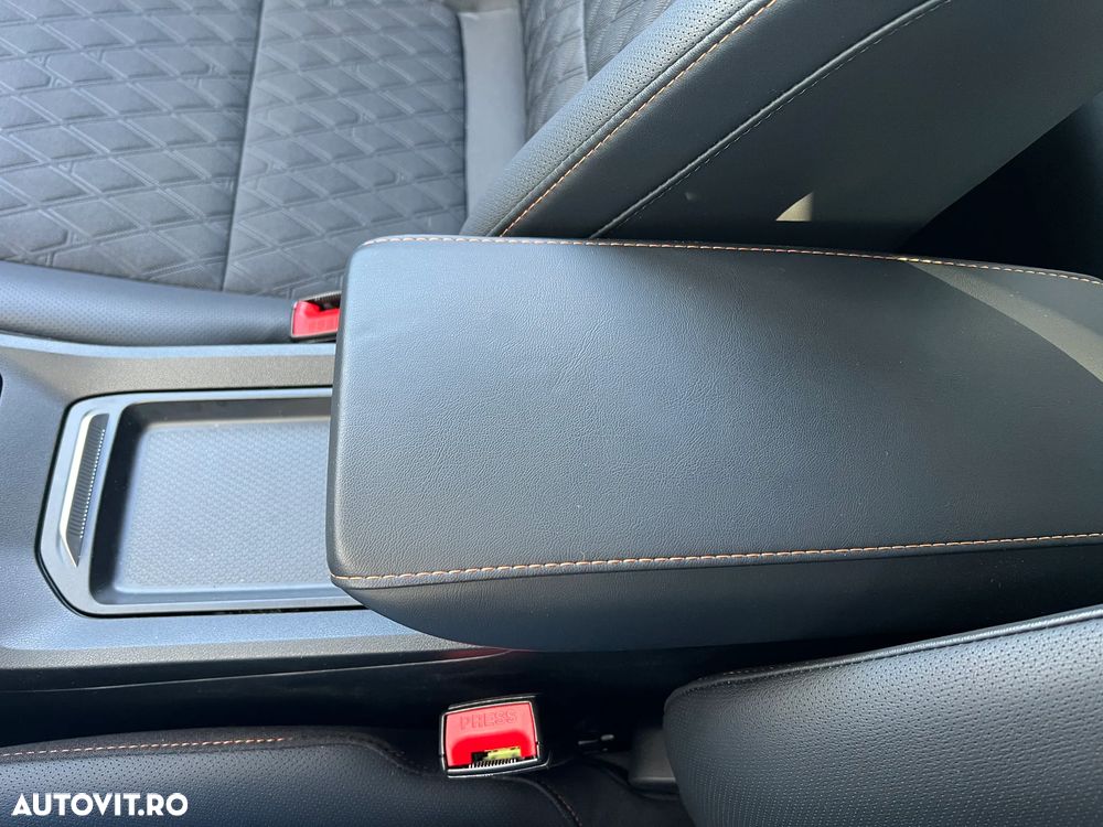 MG MG3 1.5 T GDI HEV Exclusive - 35