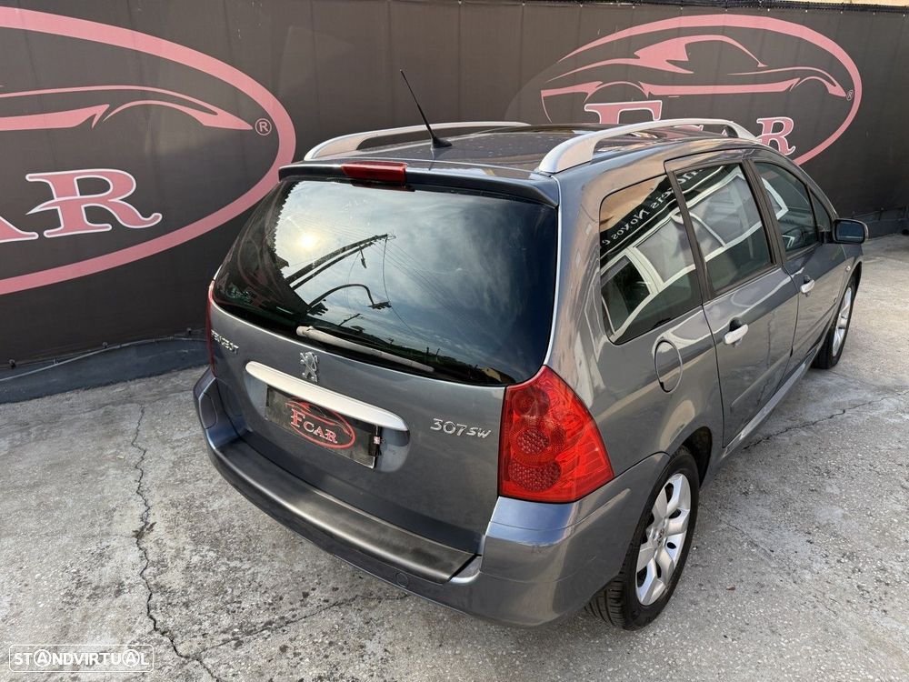 Peugeot 307 Break 1.6 HDi XS Premium — fotografia 32