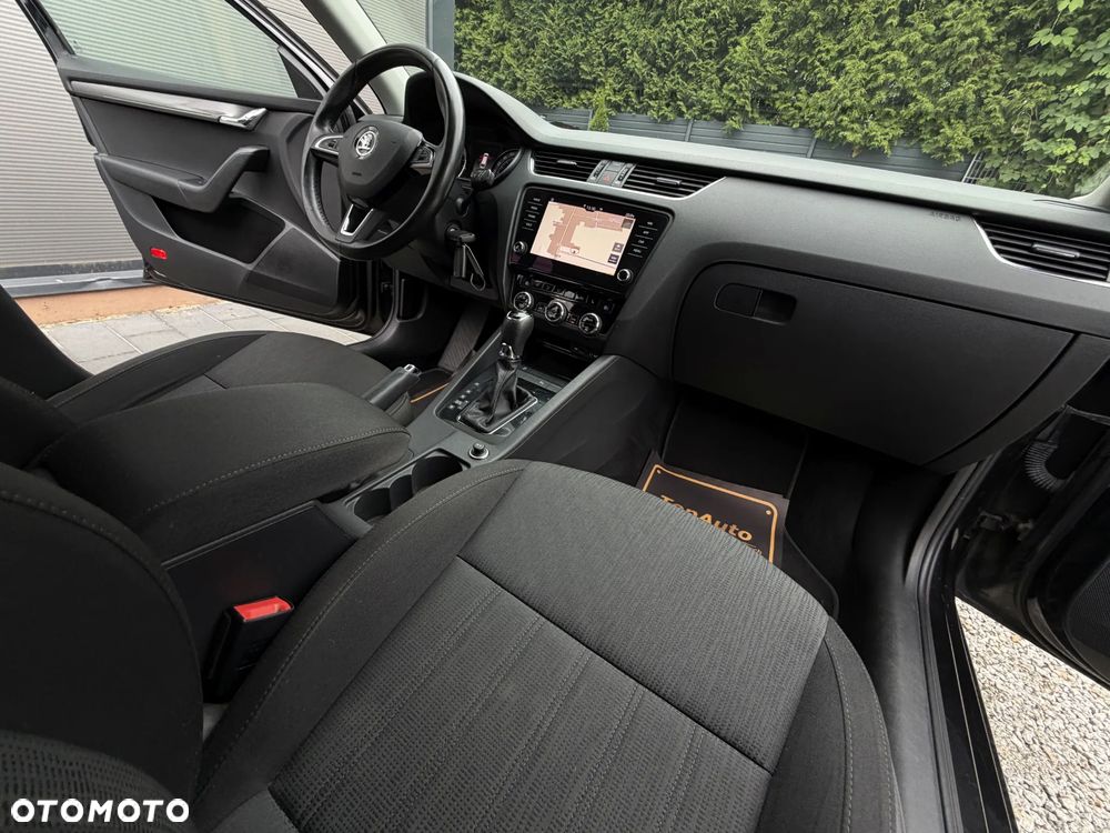 Skoda Octavia 2.0 TDI SCR Style DSG - 15