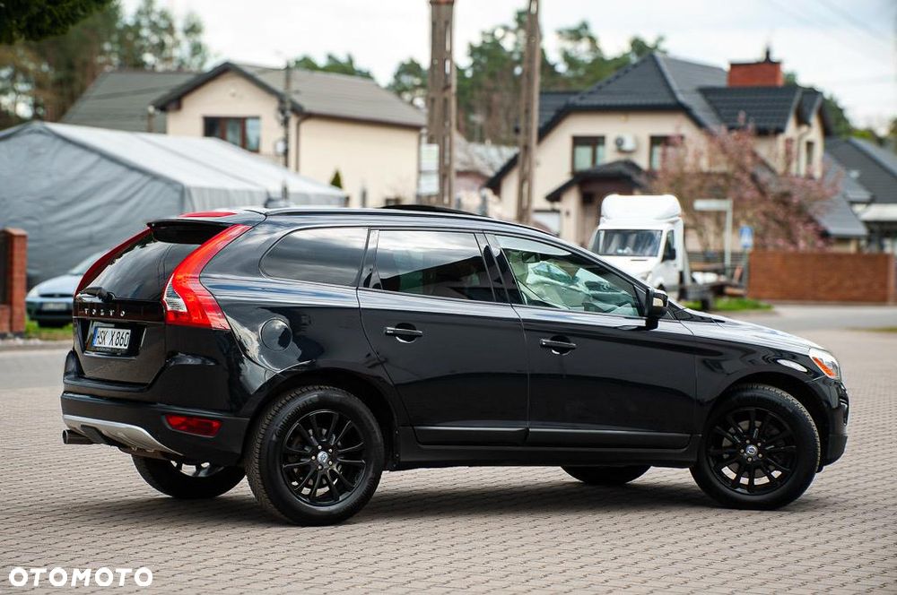 Volvo XC 60 D5 AWD Momentum - 14