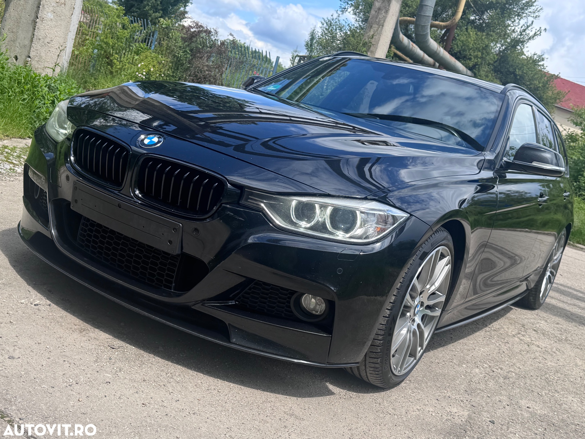 BMW Seria 3 320d DPF Touring Aut. Edition Sport - 21