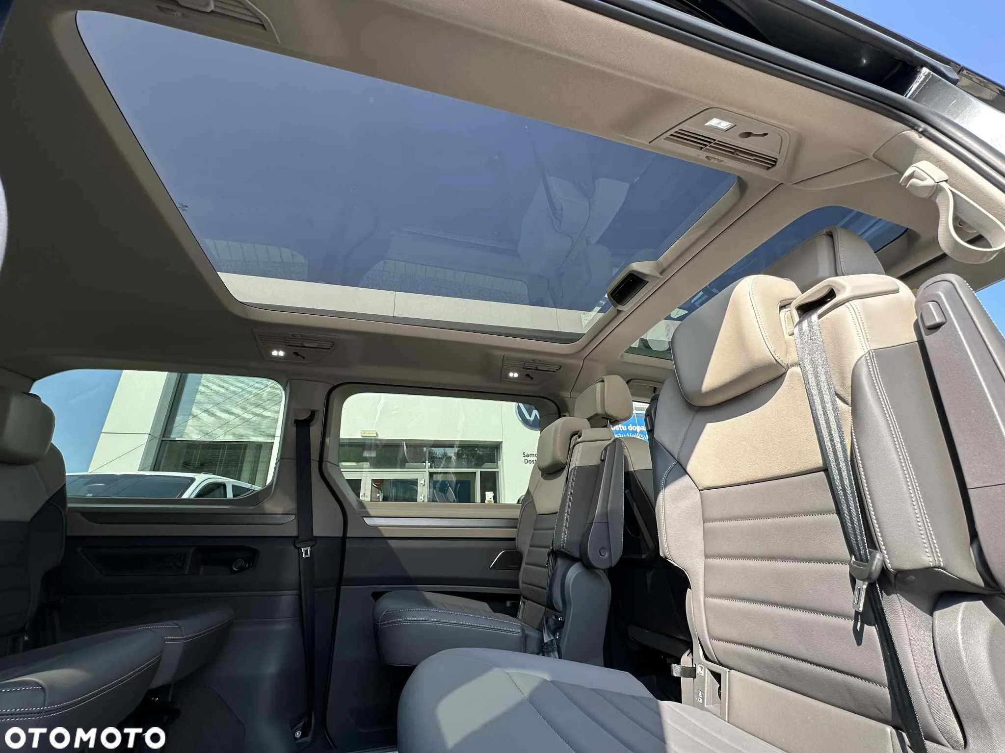 Volkswagen Multivan 2.0 TSI L2 Edition DSG - 12