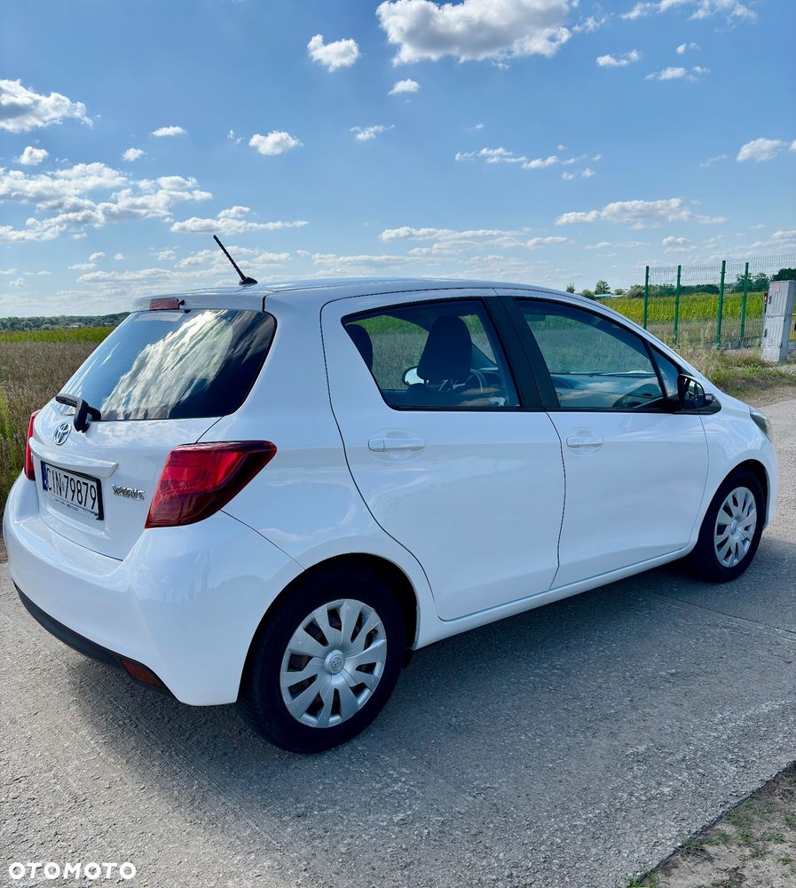Toyota Yaris - 4