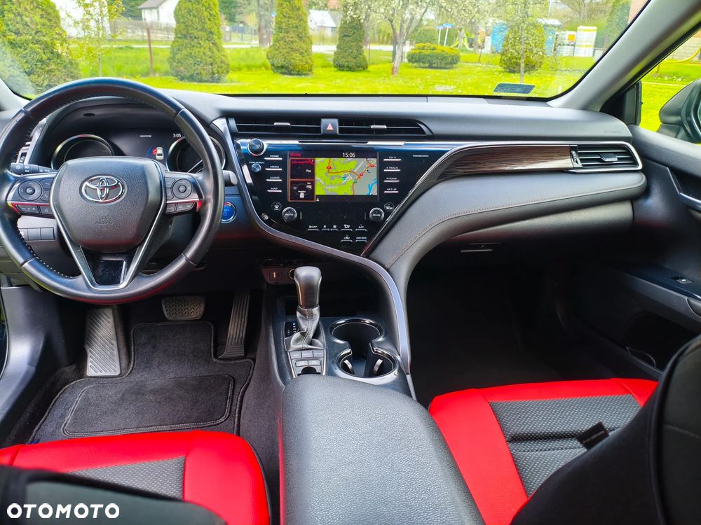 Toyota Camry 2.5 Hybrid Comfort CVT - 5