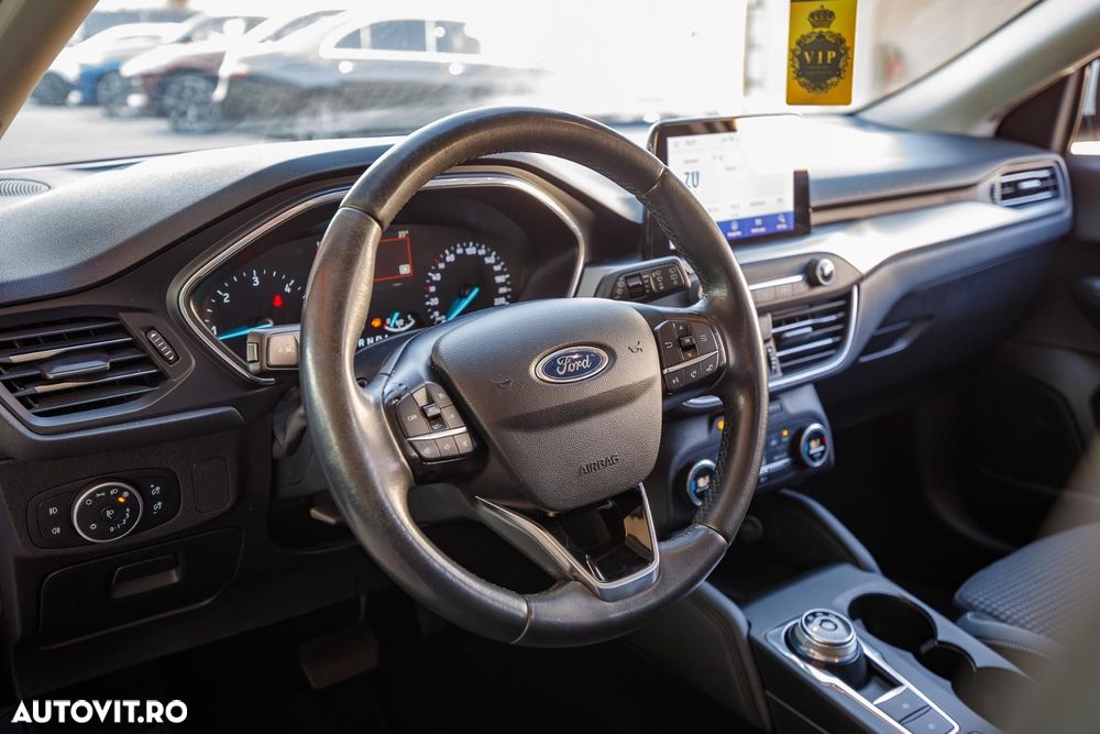 Ford Focus 1.5 EcoBlue Connected - 14